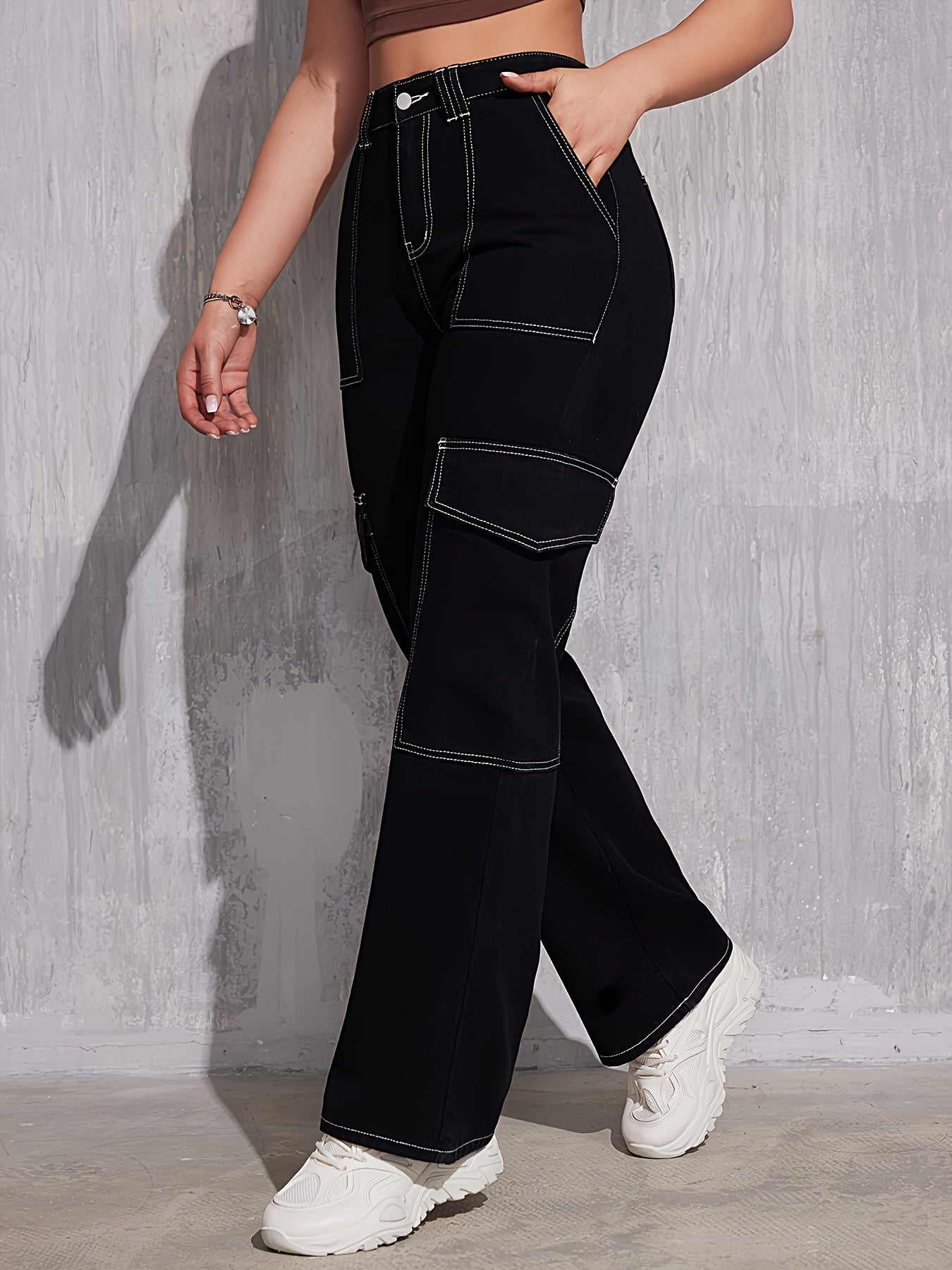 Jean cargo pour femmes - Pantalon de travail non extensible avec poches utilitaires, coupe droite ample, boutons, style décontracté et professionnel, toutes saisons