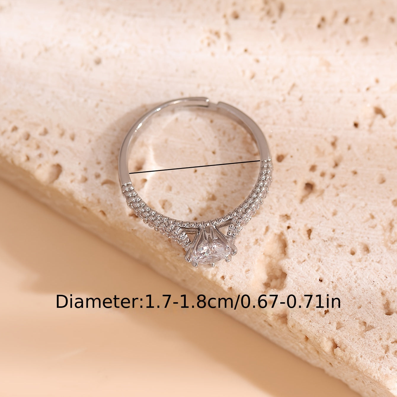 Bague pour femme, design tendance et minimaliste, style haut de gamme, incrustation en cuivre ton froid avec zirconia, élégante et raffinée
