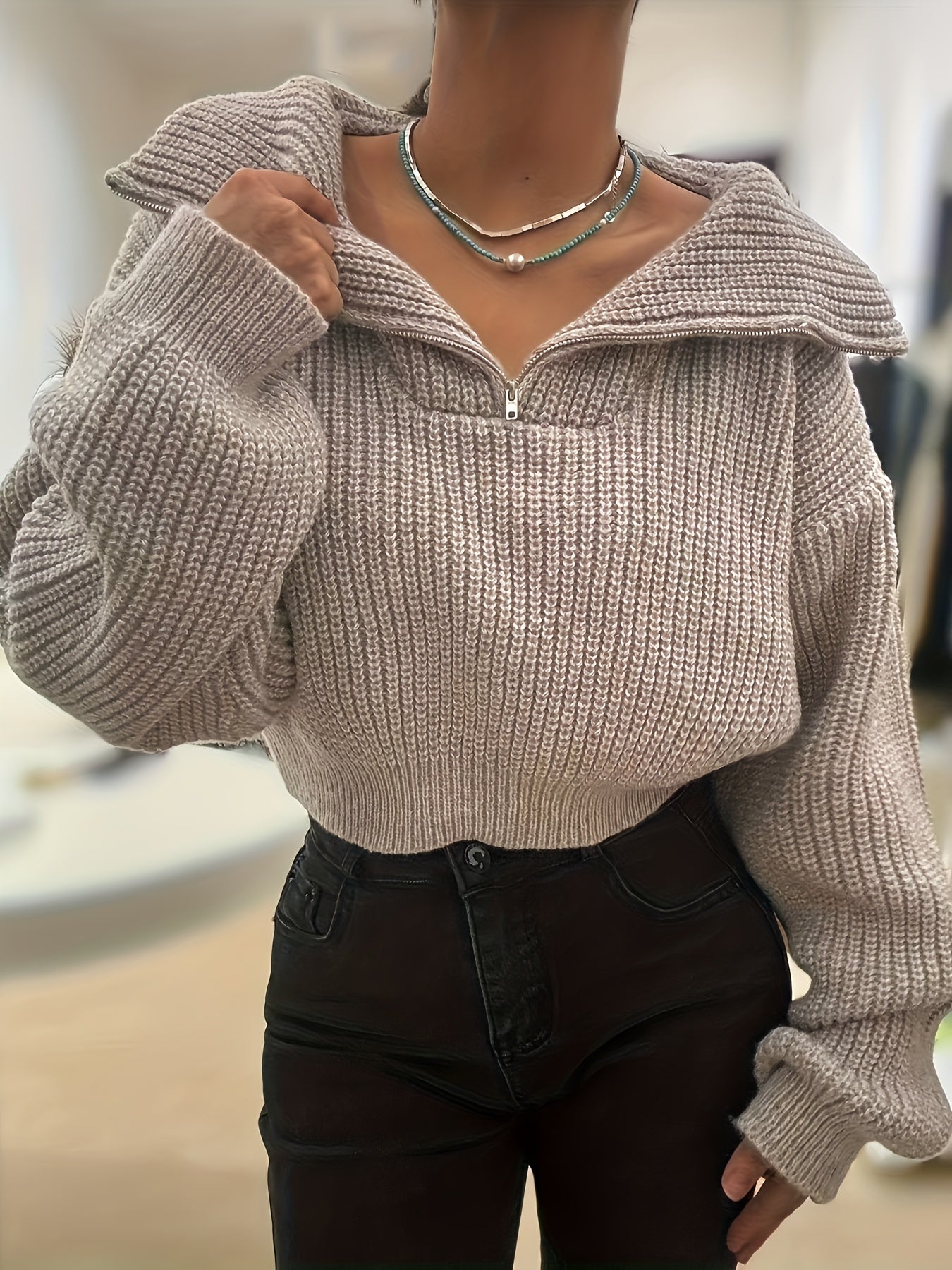 Pull court femme automne-hiver à demi-zip et manches lanterne – Pull côtelé élégant, coupe slim, tissu stretch mi-épais, lavable en machine, style décontracté chic, détail côtelé plié