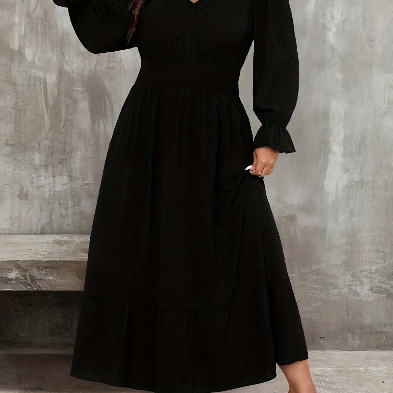 Robe maxi élégante grande taille femme – col en V, manches longues, coupe A-line, noire, longue pour occasions formelles et semi-formelles, col style poinsettia, tenue invitée mariage hiver, non lavable en machine, sans rembourrage poitrine