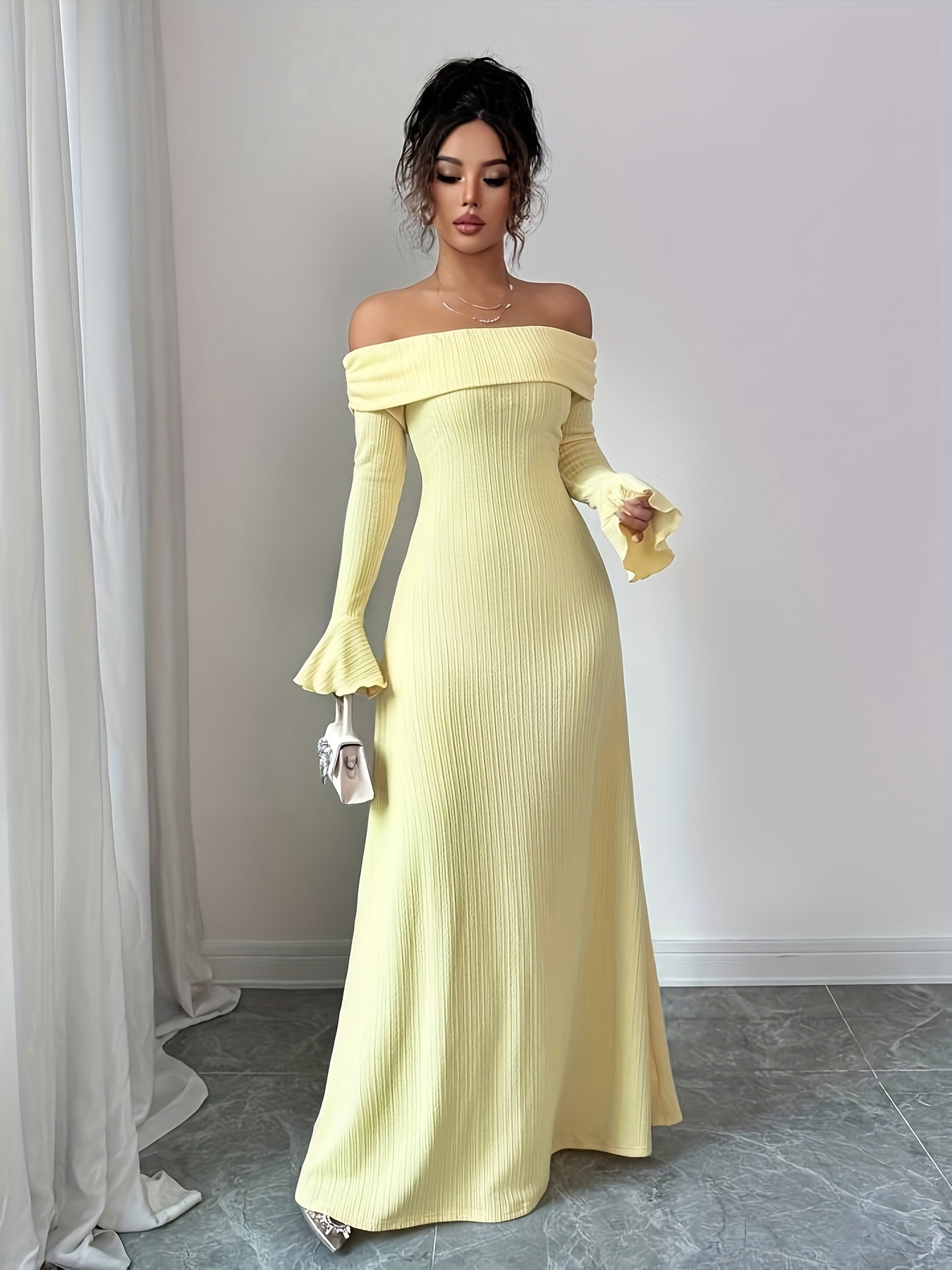 Robe Femme Élégante Épaules Dénudées / Une Épaule Manches Longues — Couleur Jaune Moutarde, Tenue Chic Formelle et Décontractée, Parfaite pour Soirées et Mariages Automne/Hiver