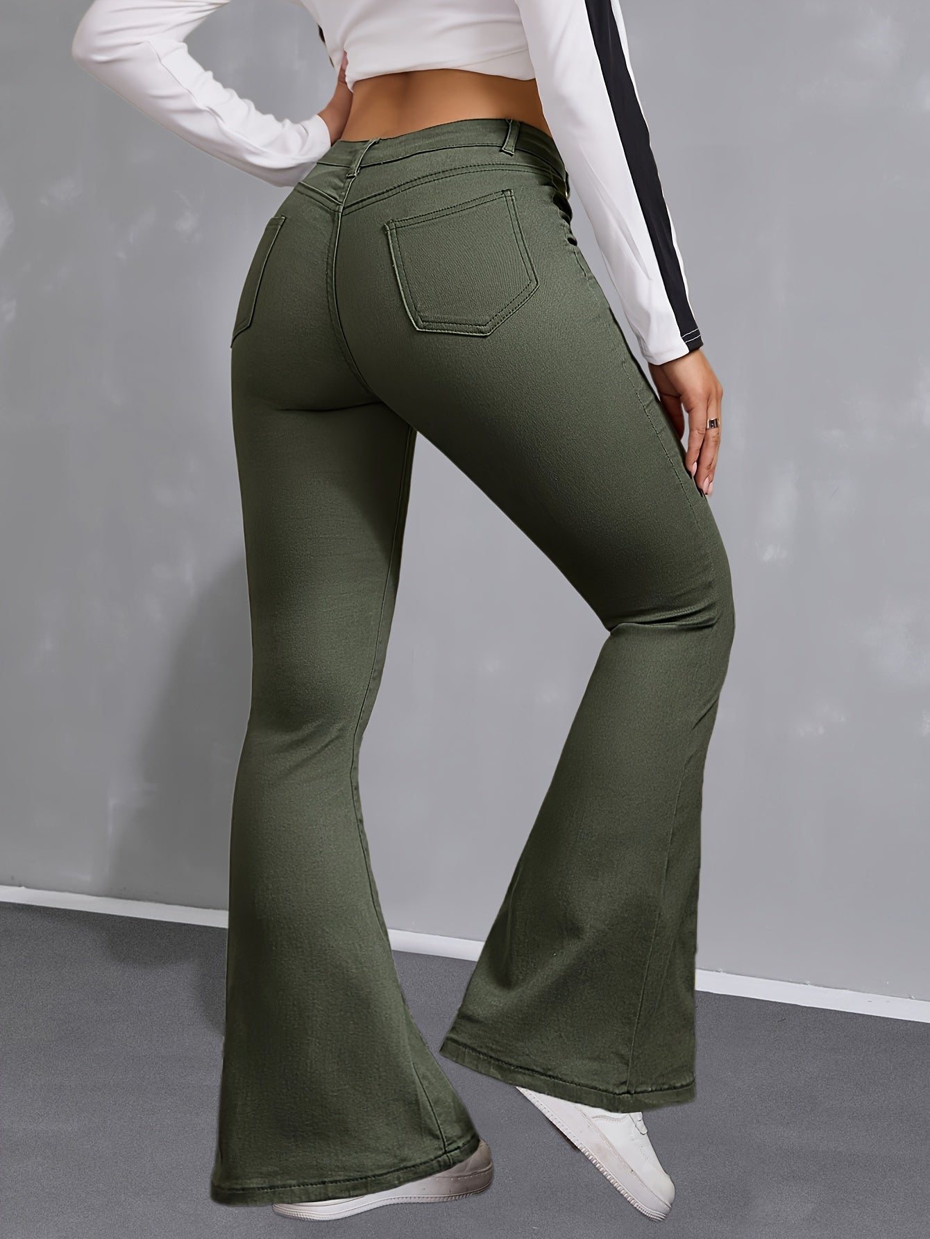 Jeans Femme Taille Haute Vert – Jambe Évasée, Extensible, Boutonnage Simple