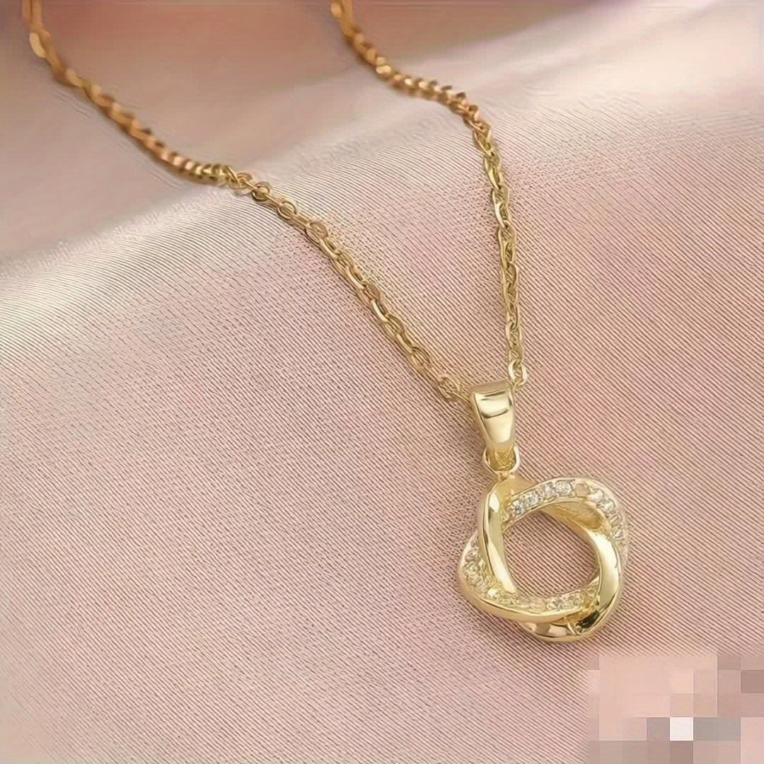 Collier Femme Élégant Minimaliste – Pendentif Fleur Géométrique, Acier Inoxydable Plaqué Or 18K, Hypoallergénique, Idéal Quotidien et Soirées, Cadeau Parfait