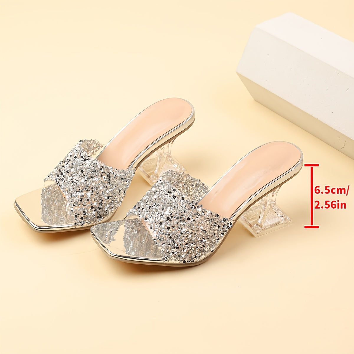 Sandales à Talons Hauts Transparentes pour Femme – Décorées de Strass en Forme de Pyramide, Parfaites pour Banquets Élégants, Mariages et Soirées – Stylées et Sexy