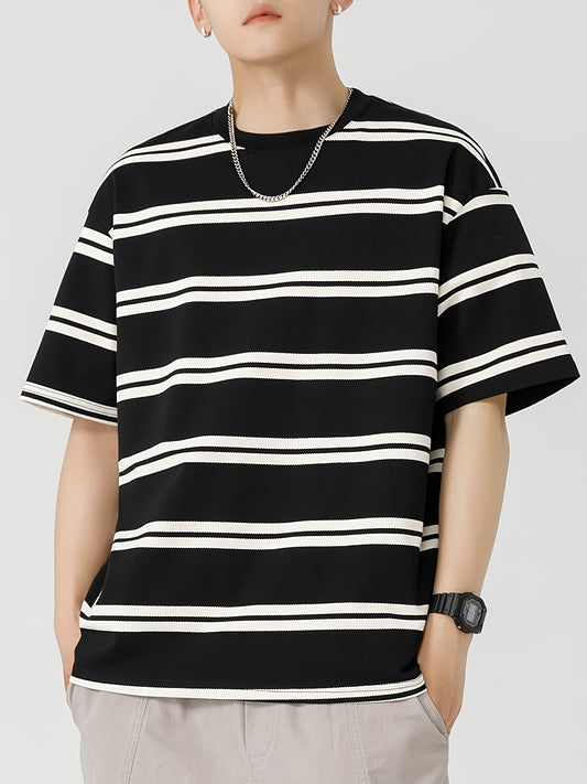 Men'S Summer Striped Short-Sleeve T-Shirt for Trendy Youth with Horizontal Stripes And a Round Neck.