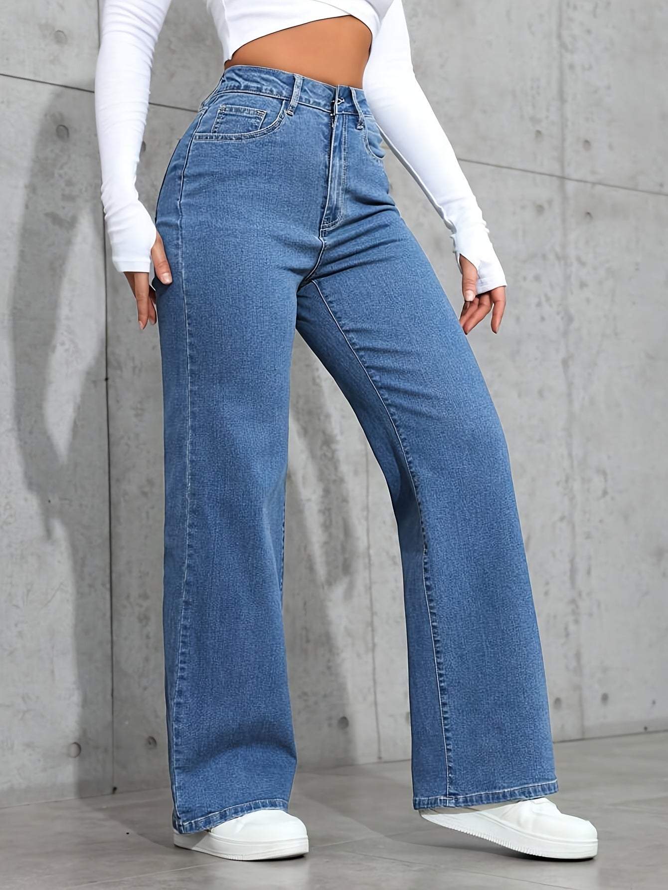 Jeans Femme Taille Haute – Coupe Large, Denim Bleu Clair Lavé, Extensible et Confortable, Pantalon Décontracté à Boutons, Polyvalent Toutes Saisons, Tissu Durable