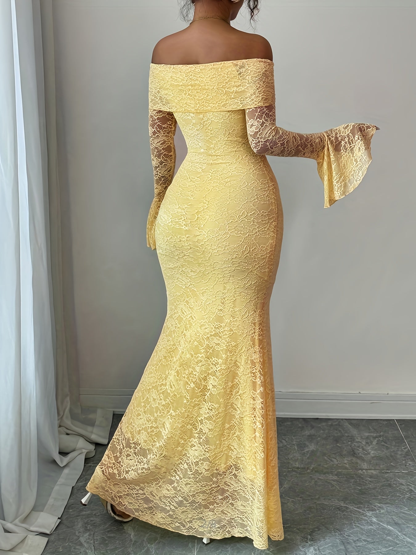 Elegant Off the Shoulder Long Dress with Contrast Lace Details | Women'S Sexy Bell Sleeves and Pendulum Style, Solid Color, Suitable for All Seasons