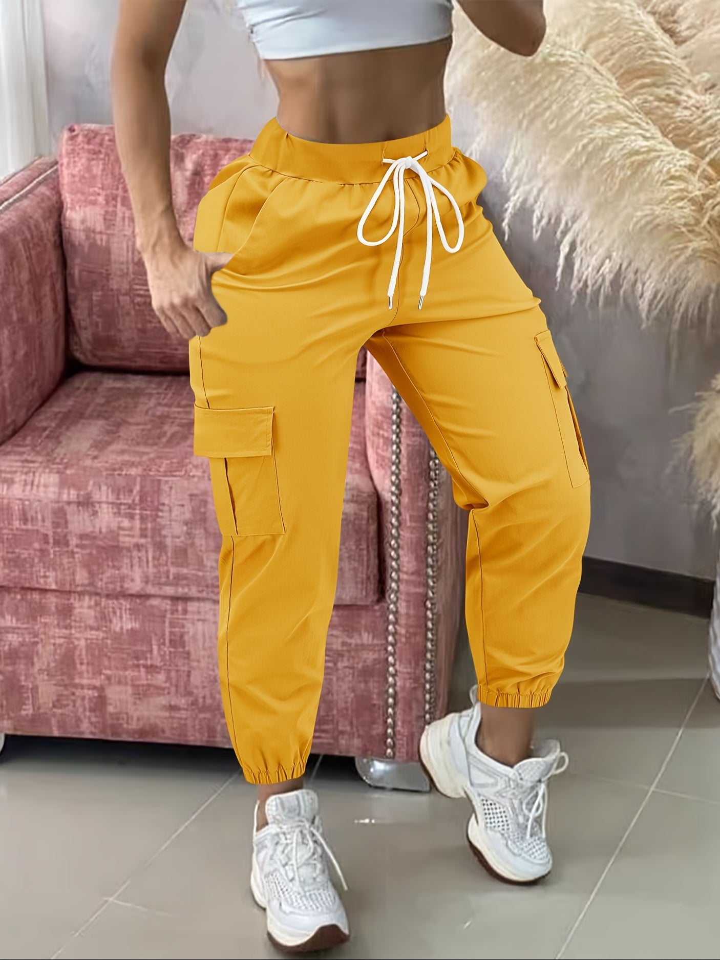Pantalon Cargo Femme Décontracté – Beige, Taille à Cordon, Multiples Poches, Ourlet Effiloché, Tous Saisons