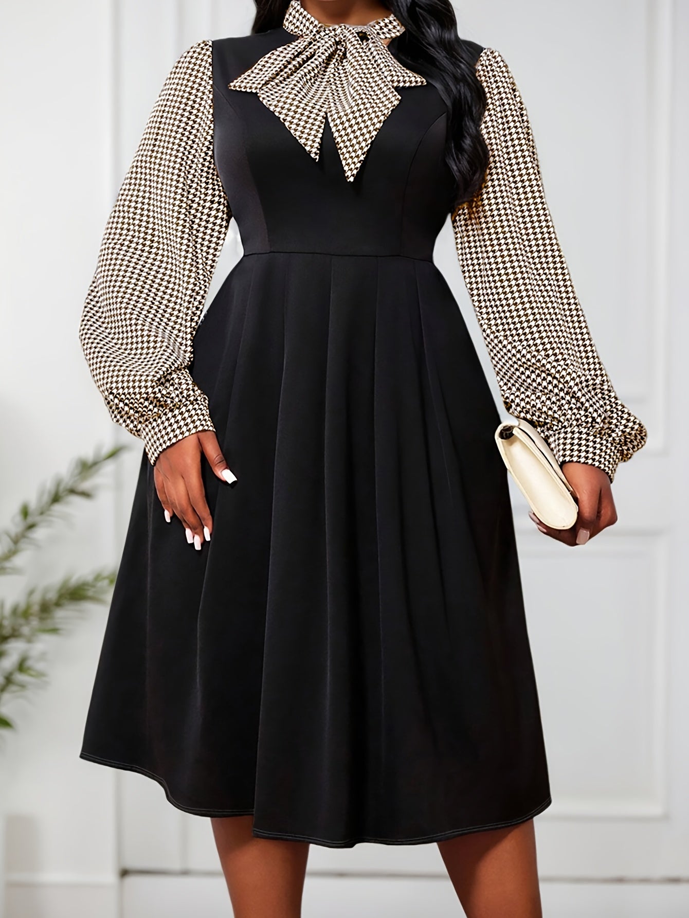 Plus Size - Plus-Size Women'S Elegant Houndstooth Patchwork Long-Sleeve Dress with a Bow Tie And Cinched Waist.