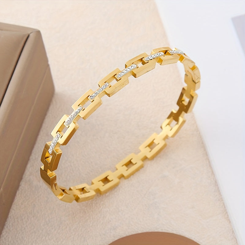 Bracelet Manchette Élégant Infinity – Plaqué Or 18K, Acier Inoxydable Sertie de Strass, Design Classique à Maillons Carrés, Bijou Étincelant, Idéal Cadeau et Accessoire Quotidien, Style Durable et Chic