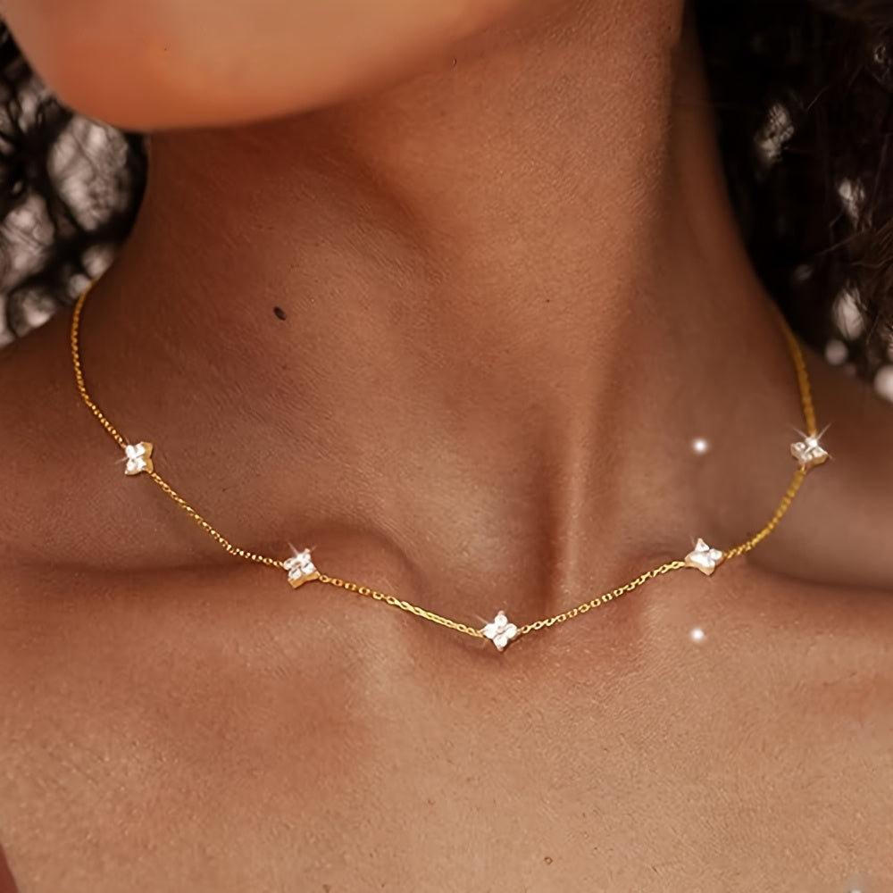 Collier Élégant  pour Femme – Bijou Minimaliste au Design Raffiné avec Chaîne Délicate, Parfait pour la Saint-Valentin, la Fête des Mères ou Noël. Convient aux Tenues du Quotidien comme aux Occasions Formelles –Accessoire Polyvalent et Sophistiqué