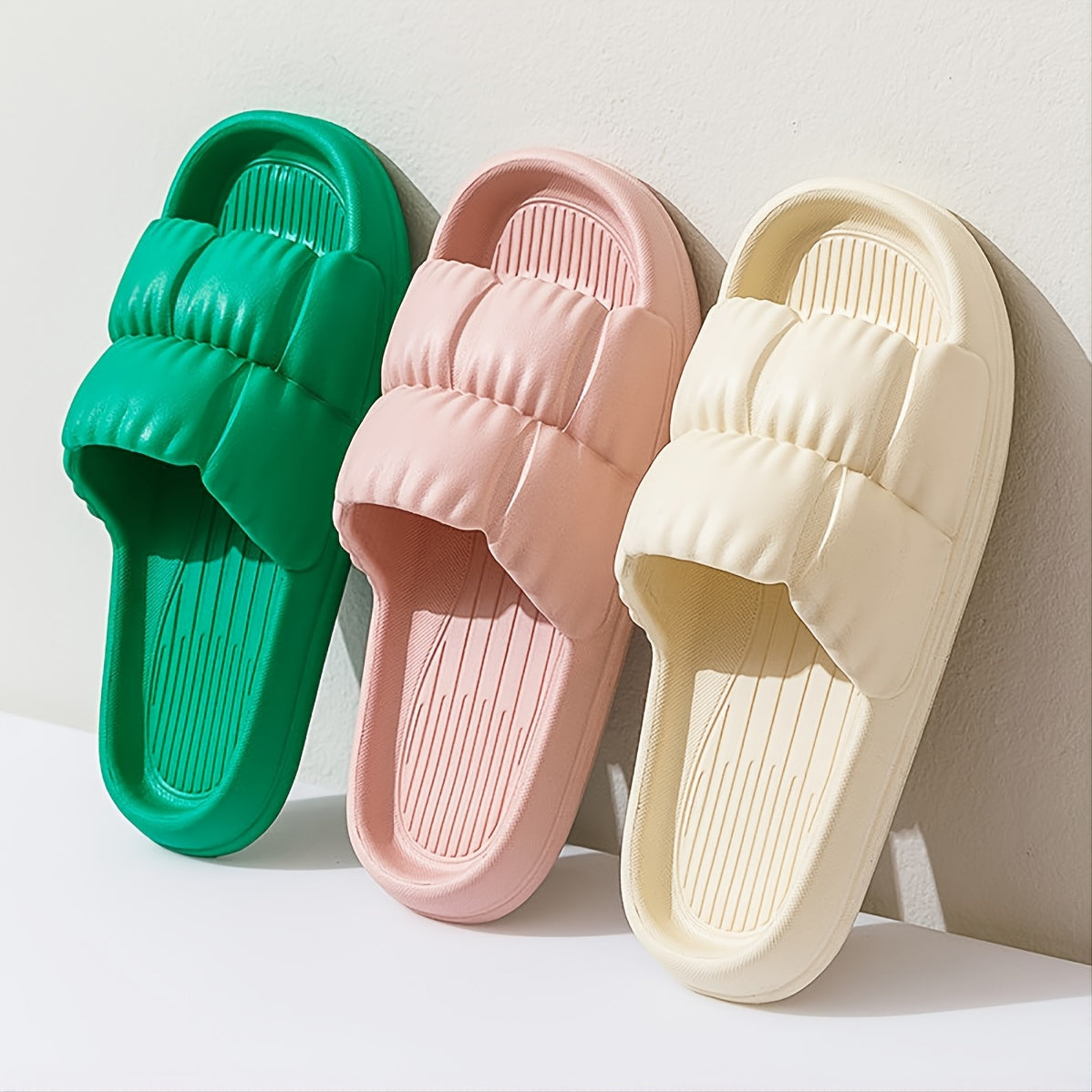Claquettes Femme à Semelle Souple – Confort Absolu en EVA