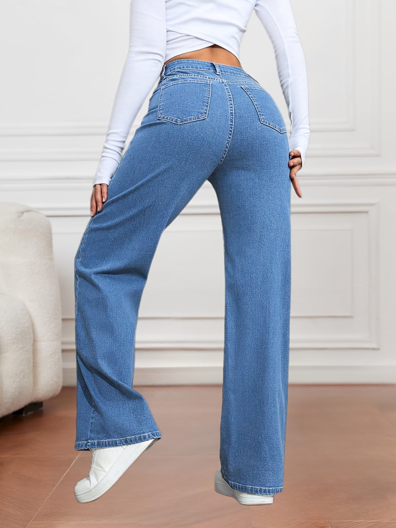 Jeans femme bleu à jambes larges – décontracté, denim extensible, fermeture à boutons, confort toutes saisons, tenue décontractée | jeans larges | tissu tissé