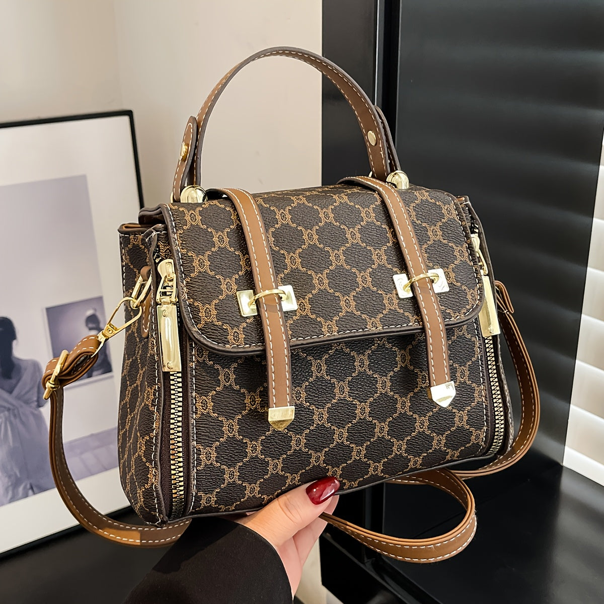 Sac à main grande capacité pour femmes– motif géométrique, fermeture magnétique, ferrures dorées, doublure polyester