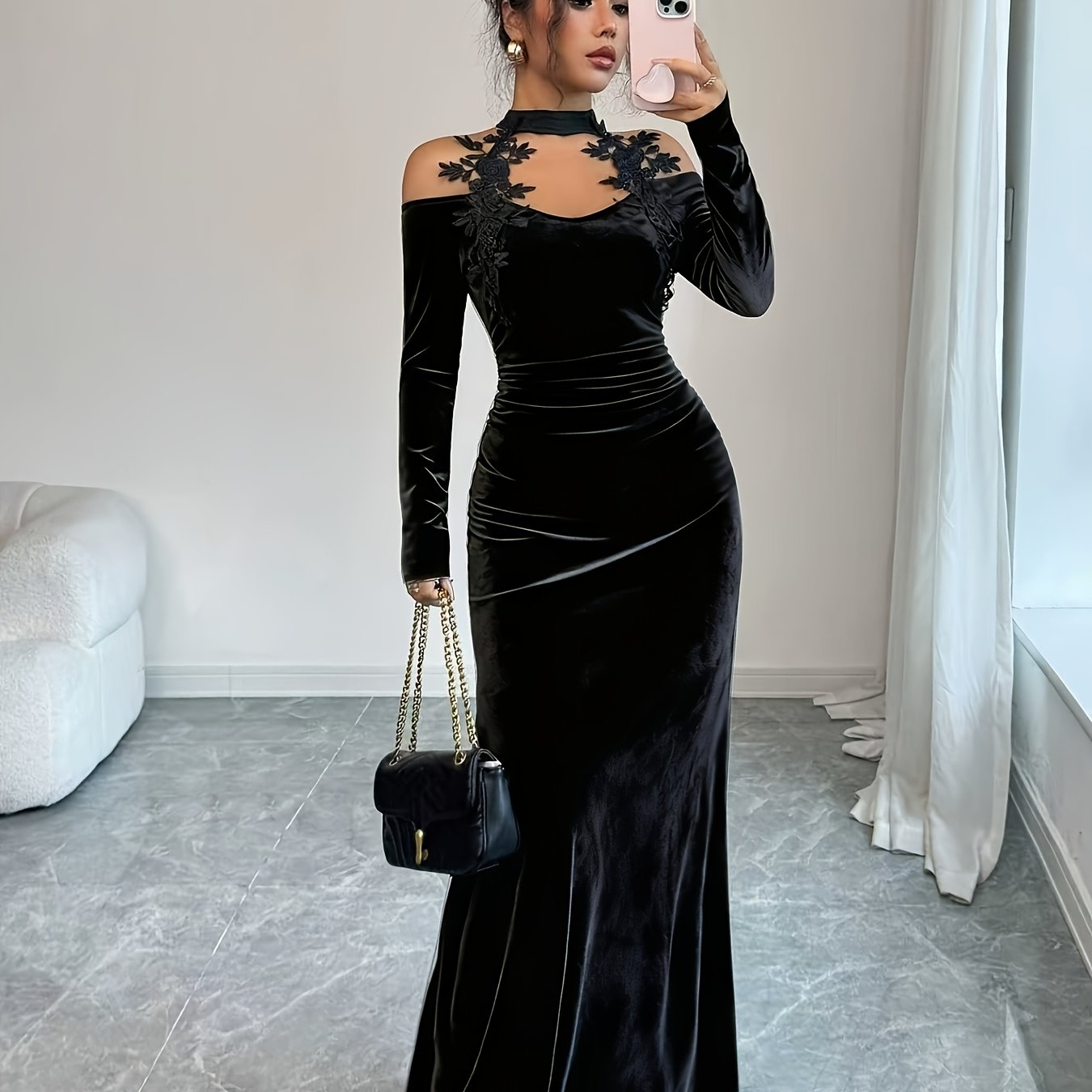 Elegant Velvet Halter Neck Strapless Dress with Embroidered Floral Details | V-Neck, A-Line Mermaid Skirt, Pleated Waist, Suitable for Street Dates, Daily, Parties