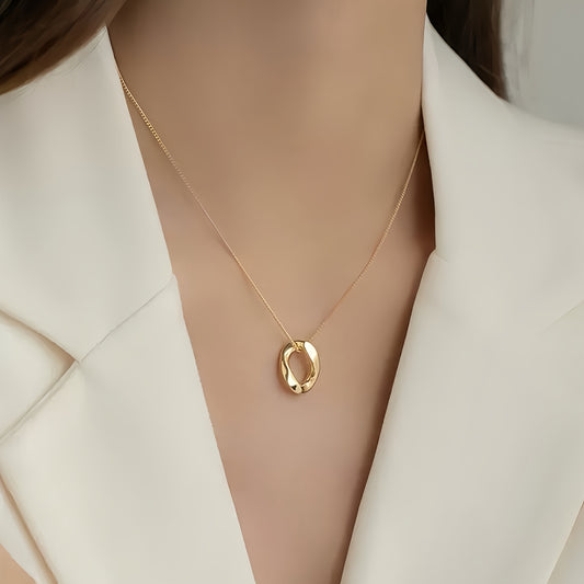 Collier Minimaliste Rétro en Acier Inoxydable 18K – Pendentif Irrégulier/Asymétrique, Élégant, Polyvalent pour Quotidien et Soirées, Accessoire Européen Chic Toute l’Année