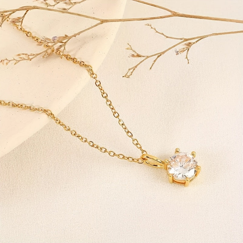 Collier Femme Élégant – Pendentif Strass en Acier Inoxydable Plaqué Or 18K, Hypoallergénique, Idéal Quotidien et Cadeau, Bijou Polyvalent, Minimaliste et Durable