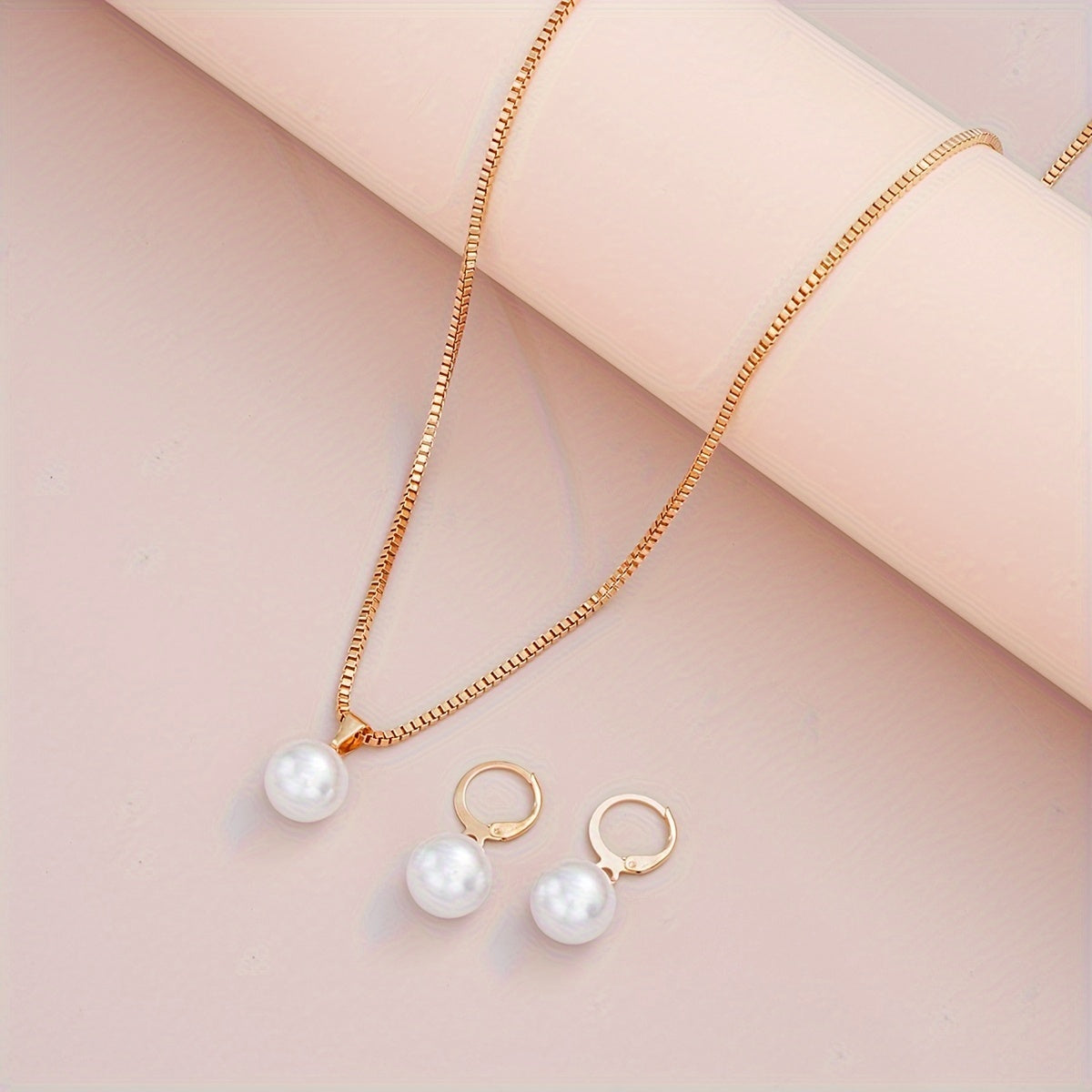 Ensemble de 3 bijoux élégants pour femme, style coréen simple, collier pendentif et boucles d’oreilles en perles imitation, en cuivre, parfait pour usage quotidien et vacances, accessoire polyvalent toute l’année