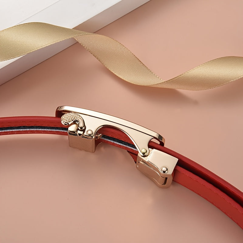 Ceintures pour femmes – Boucle automatique, design polyvalent sans trous, pour jeans et tenues décontractées, options rouge et noir, ceinture décontractée, design de boucle stylée, boucle dorée