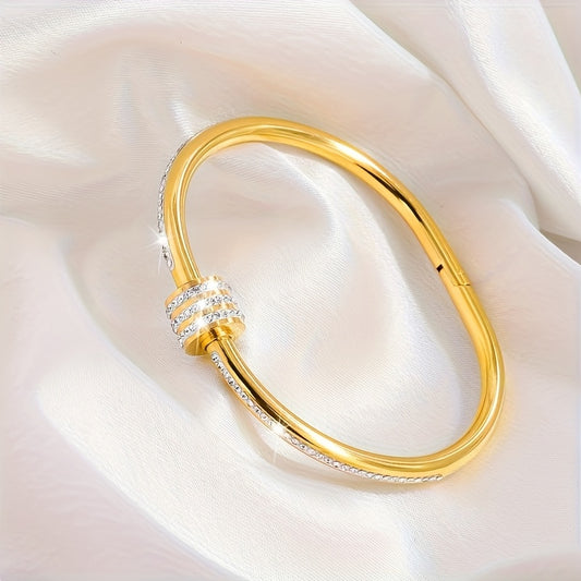 Bracelet en acier inoxydable titane tendance – unisexe, idéal comme cadeau ou pour tenues de fête, pour adolescents, pièce mode chic, accessoire de poignet stylé, métal durable, hypoallergénique