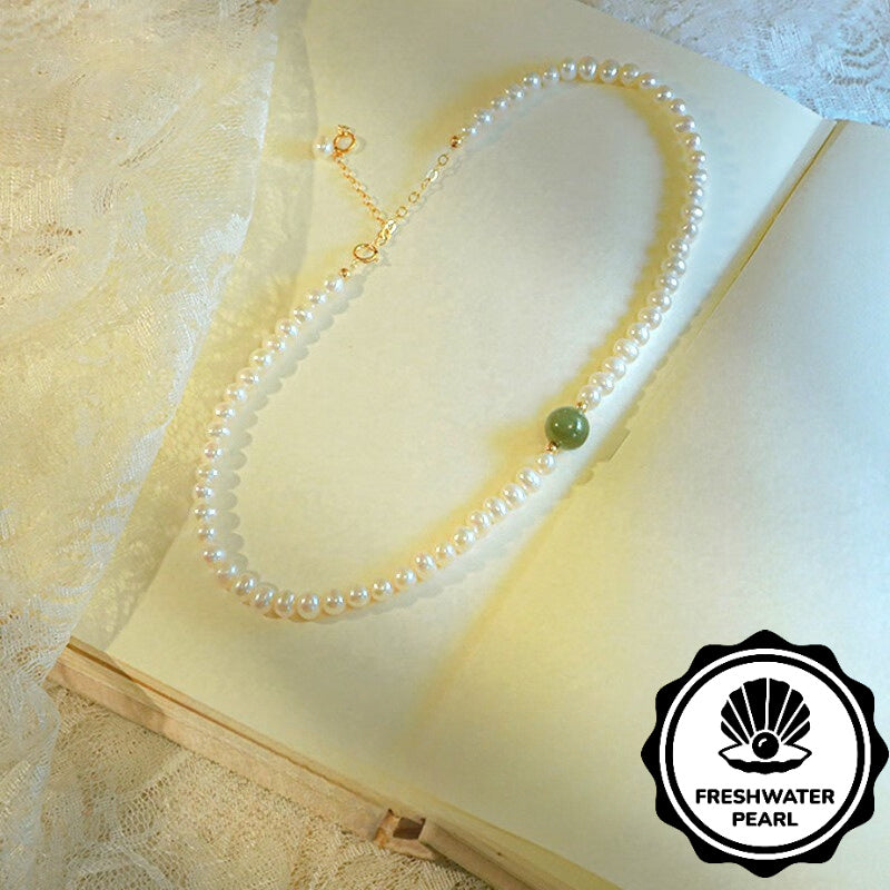 Collier élégant style français en perles d’eau douce avec calcédoine verte, parfait pour mariages, banquets ou cadeaux fête des mères, bijou raffiné en perles