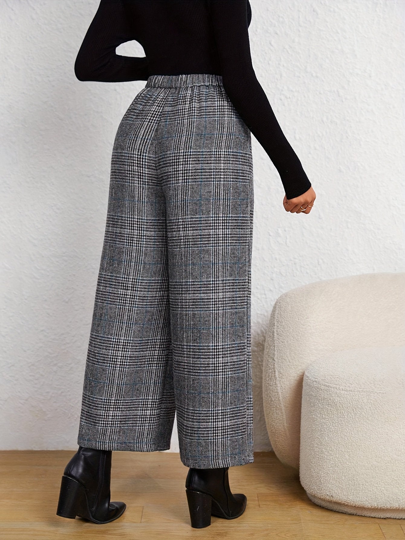 Pantalon Femme Capri – Élégant et Décontracté, Motif Carreaux