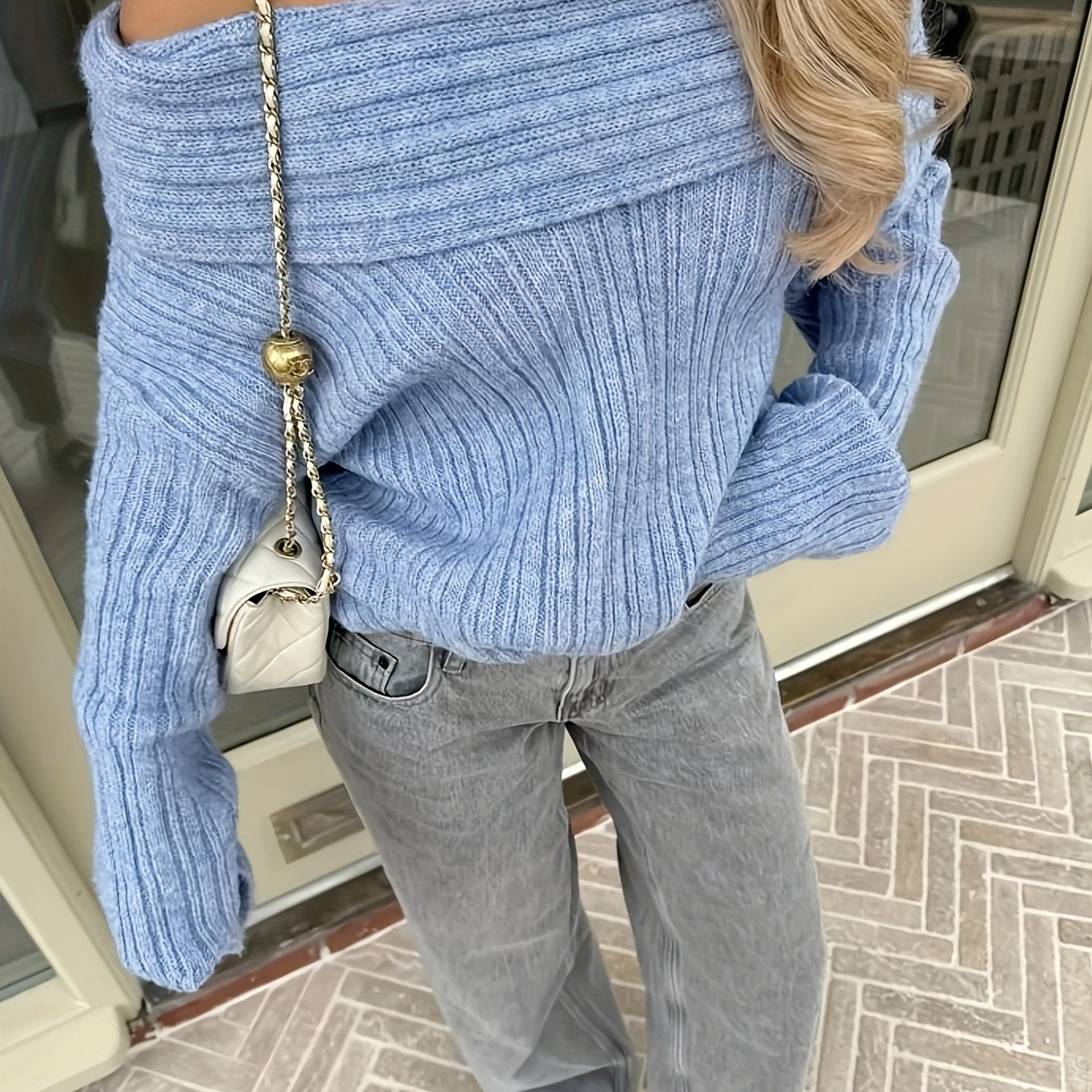 Pull élégant à épaules dénudées pour femme, manches longues, tons neutres