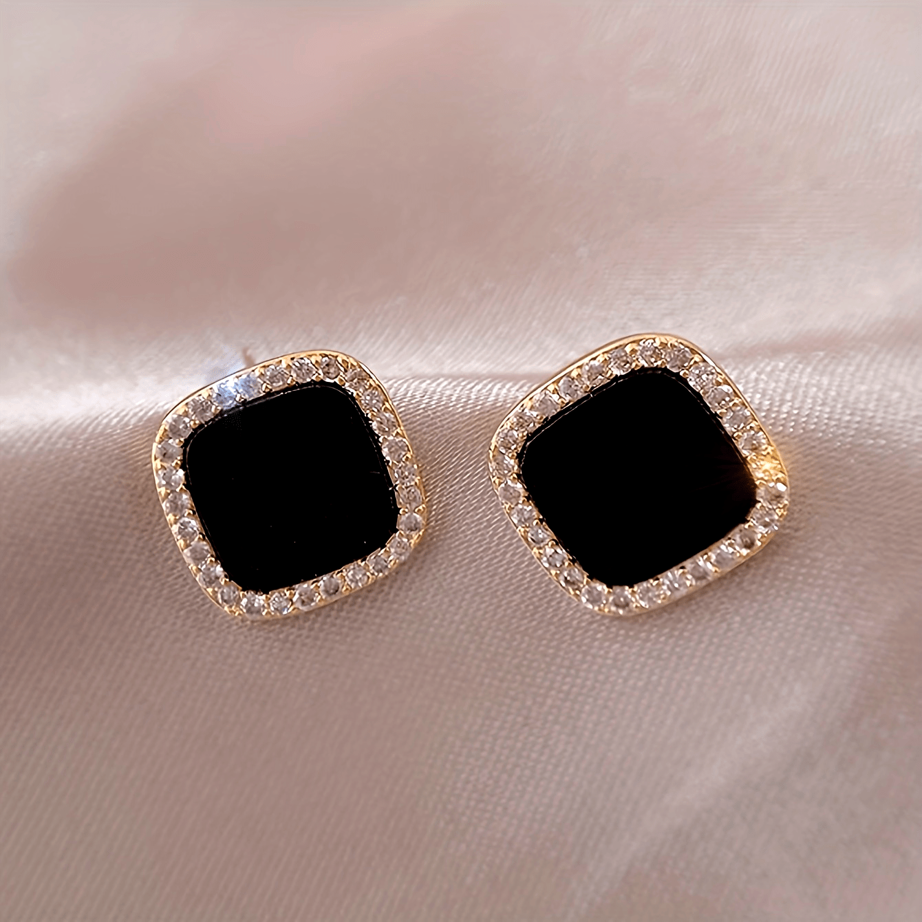 Boucles d’oreilles puces tendance et minimalistes pour femme, design carré géométrique décoré de strass, parfaites pour soirées, banquets et fêtes