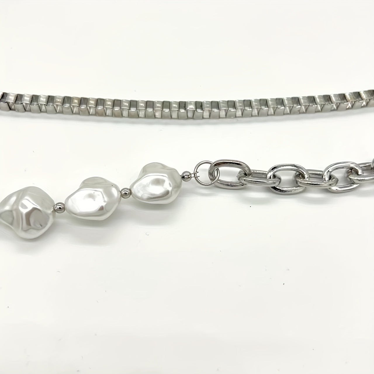 Ceinture chic en perles et chaîne métallique – Design irrégulier à perles, accessoire de taille en alliage pour jeans, robes et jupes, parfaite pour sorties décontractées