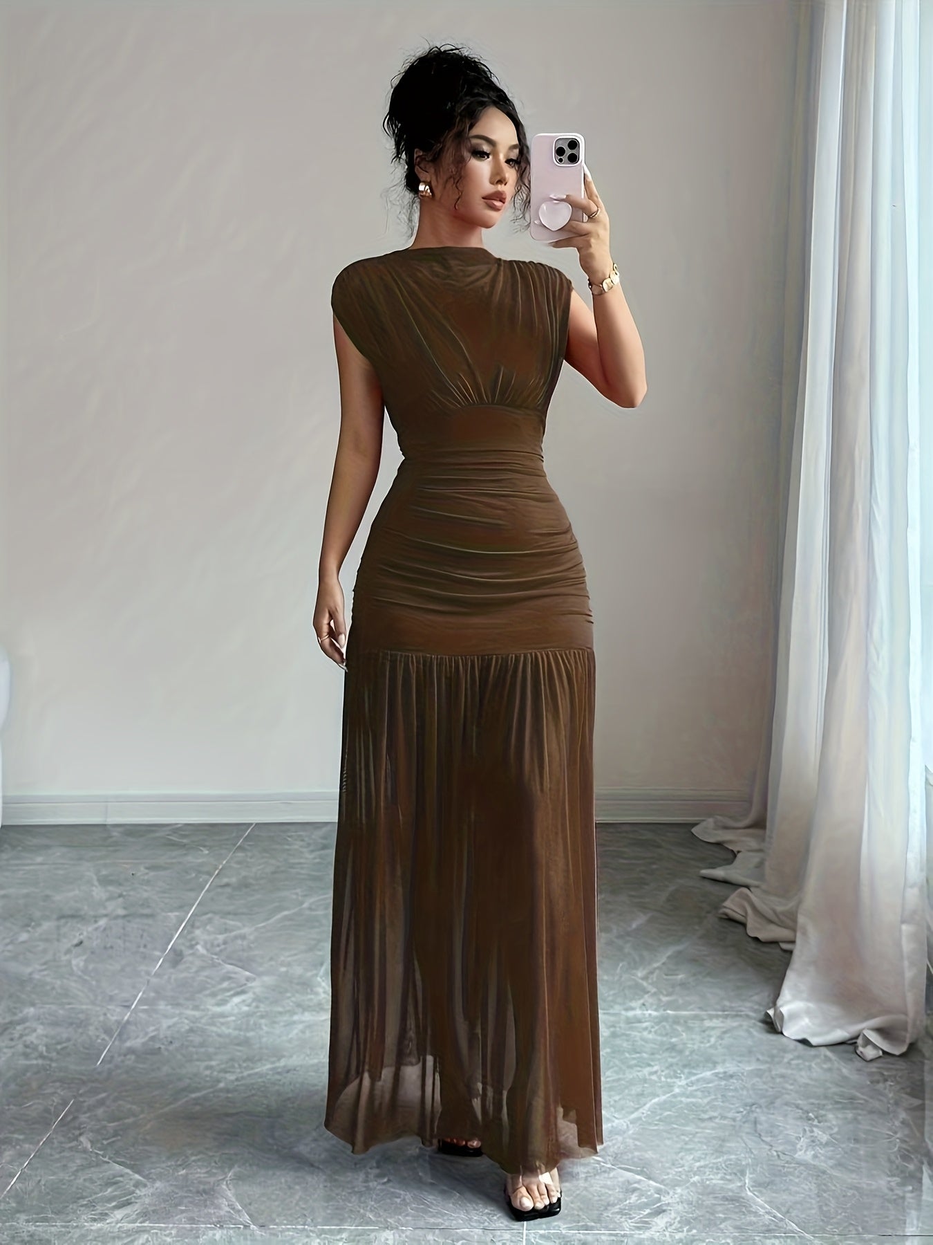 Robe Femme Élégante Rouge Longue au Sol — Col Bateau, Coupe Sirène/Trumpet, Col Smock et Taille Cintrée, Tissu Extensible, Couleur Unie, Idéale pour Soirées, Mariages et Cérémonies