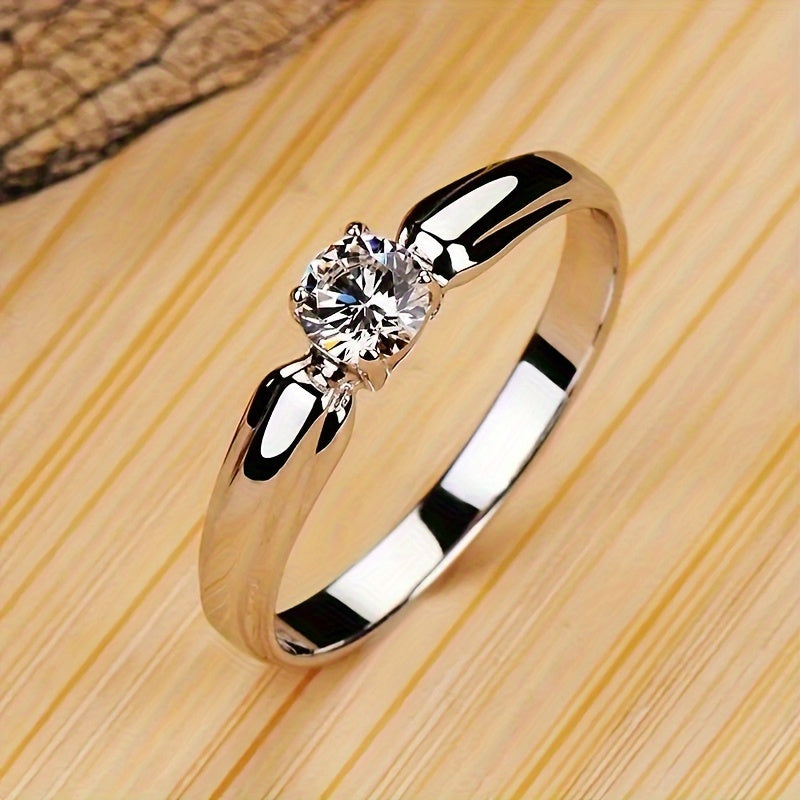 Elegant S925 Sterling Silvery Women'S Ring with a Unique, Small Batch of Synthetic Zirconia, Light Luxury, Exquisite Gift for Valentine'S Day 2g
