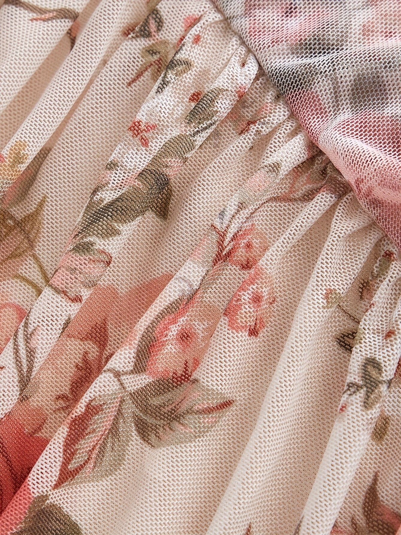 Robe à bretelles fleuries
