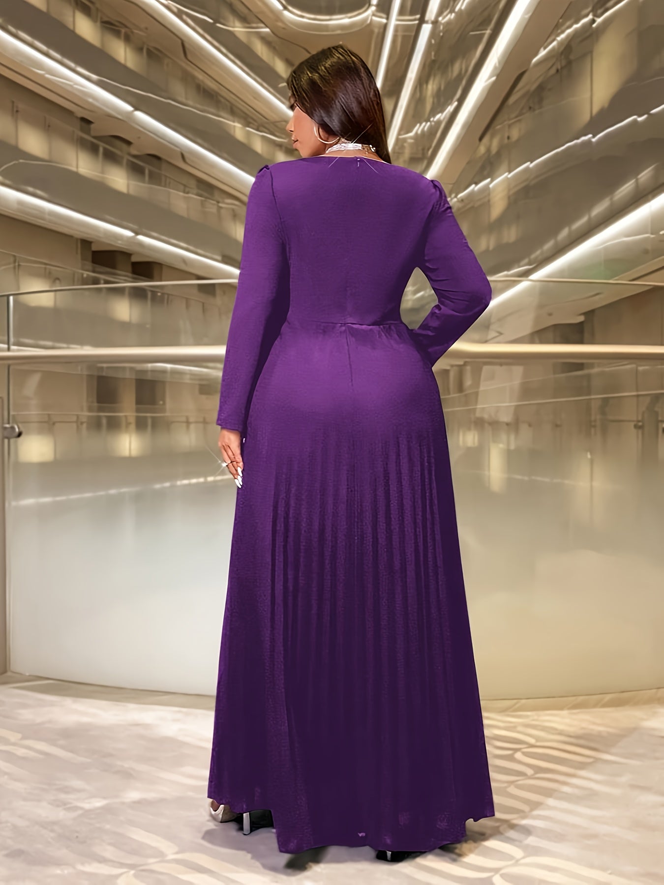 Plus Size - Elegant Long-Sleeved Summer Maxi Dress with Pleated Hem, Perfect for Parties, Dinners, And Weddings.
