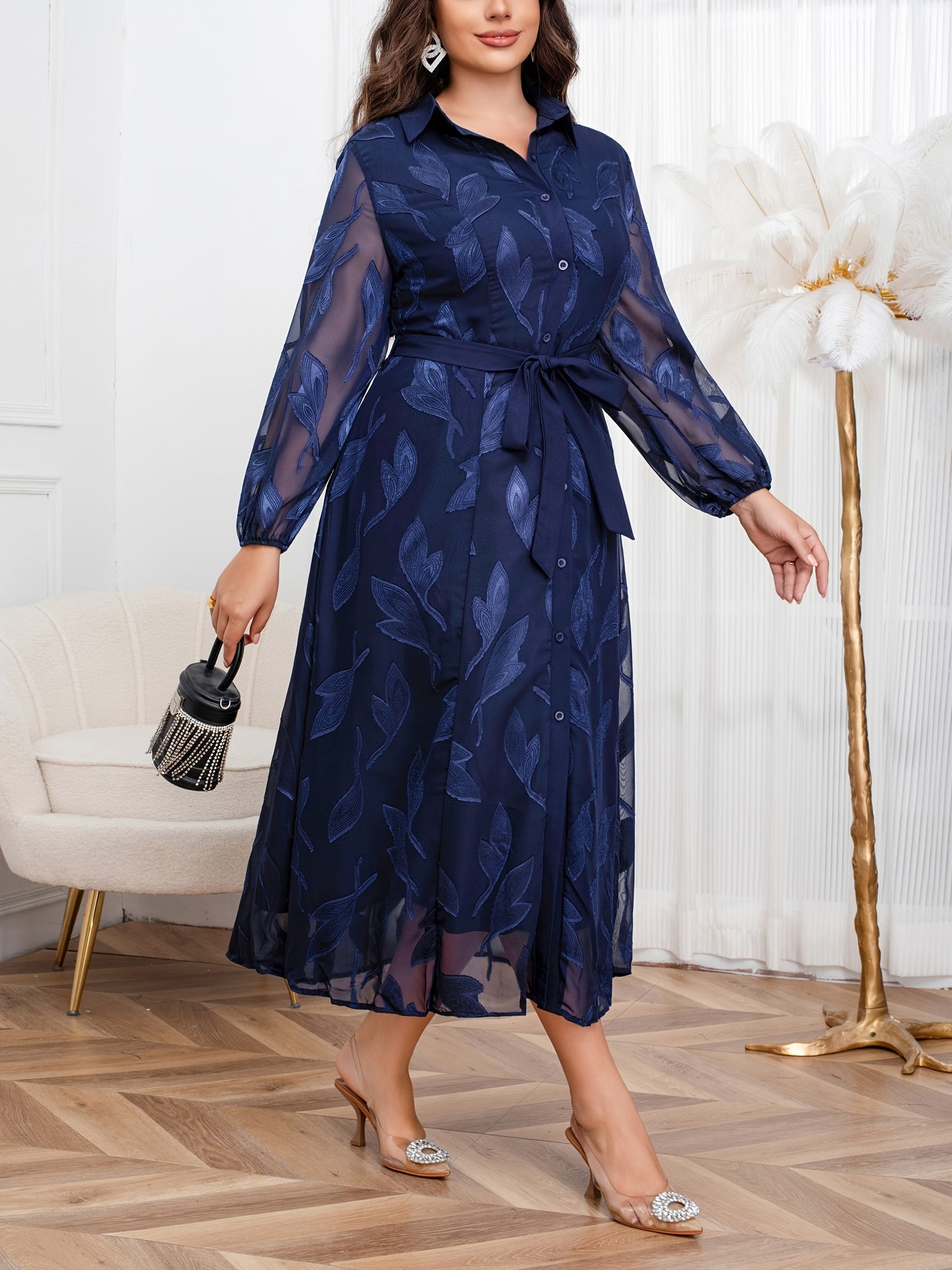 Plus Size - New Middle Eastern Style Fashionable And Elegant Waist-Tied Dress in Plus Sizes.