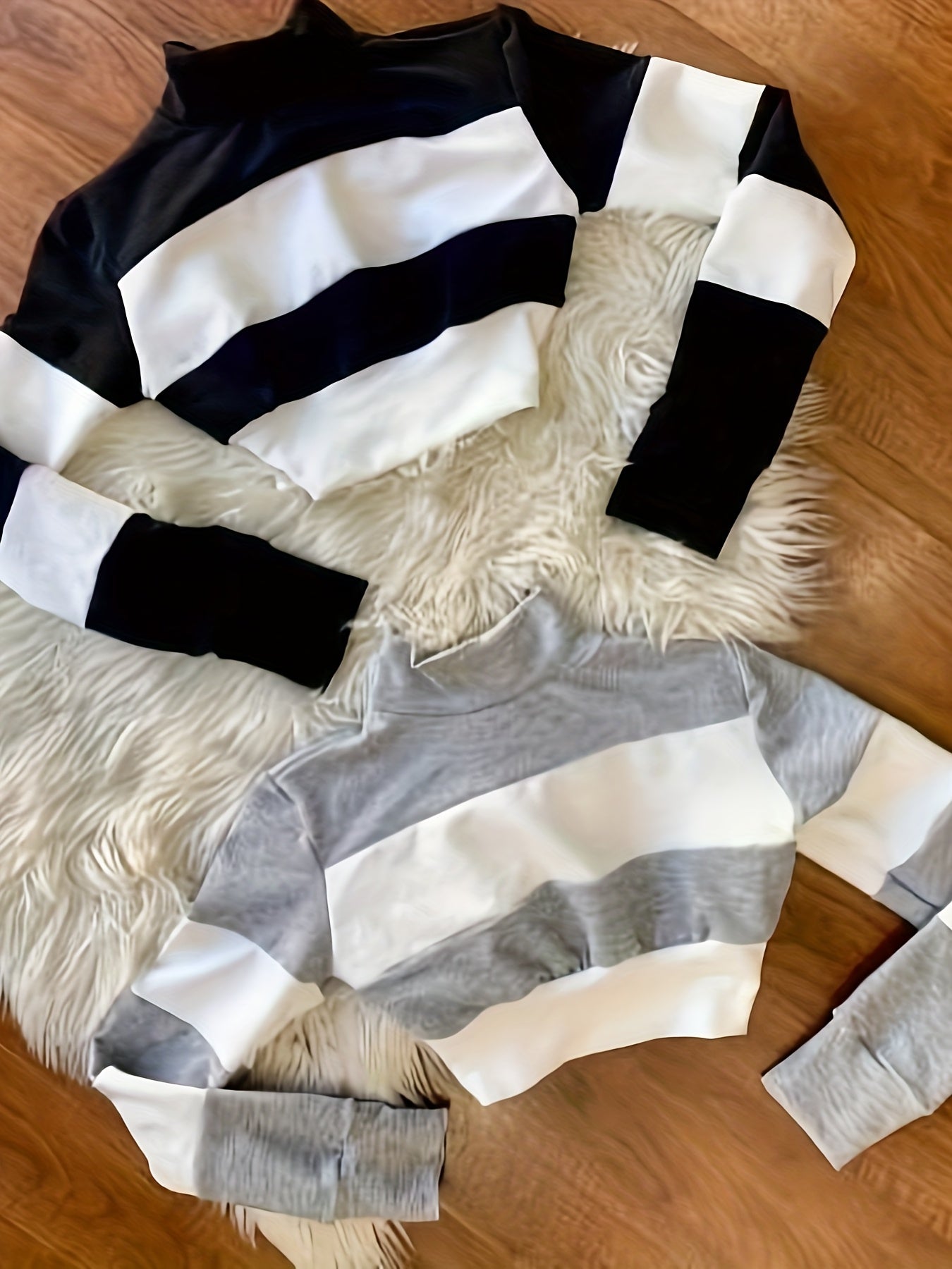 Set Femme 2 Pièces T-Shirt Long Bloc Couleurs et Crop Top Col Montant