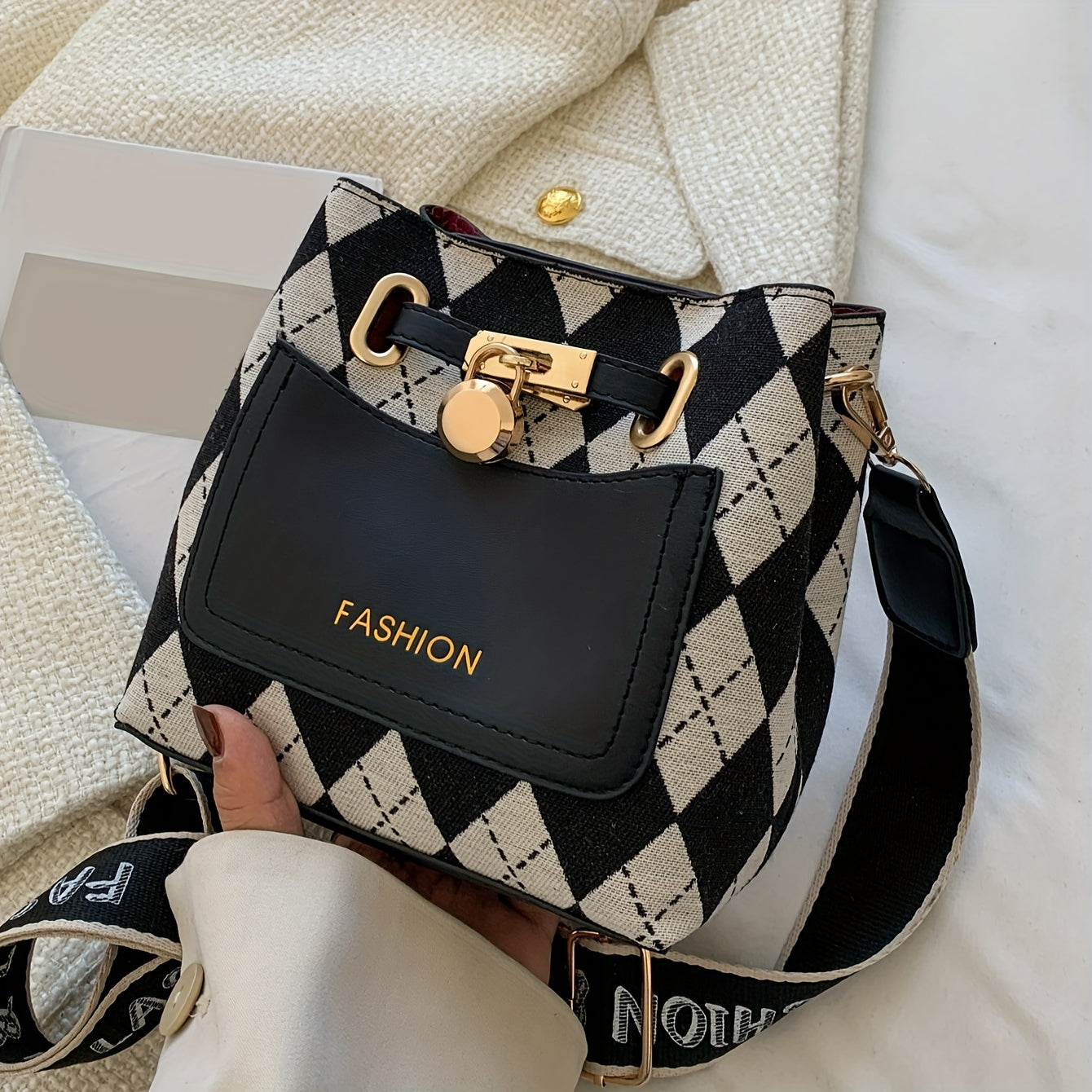 Mini sac bandoulière à carreaux noir et blanc femme