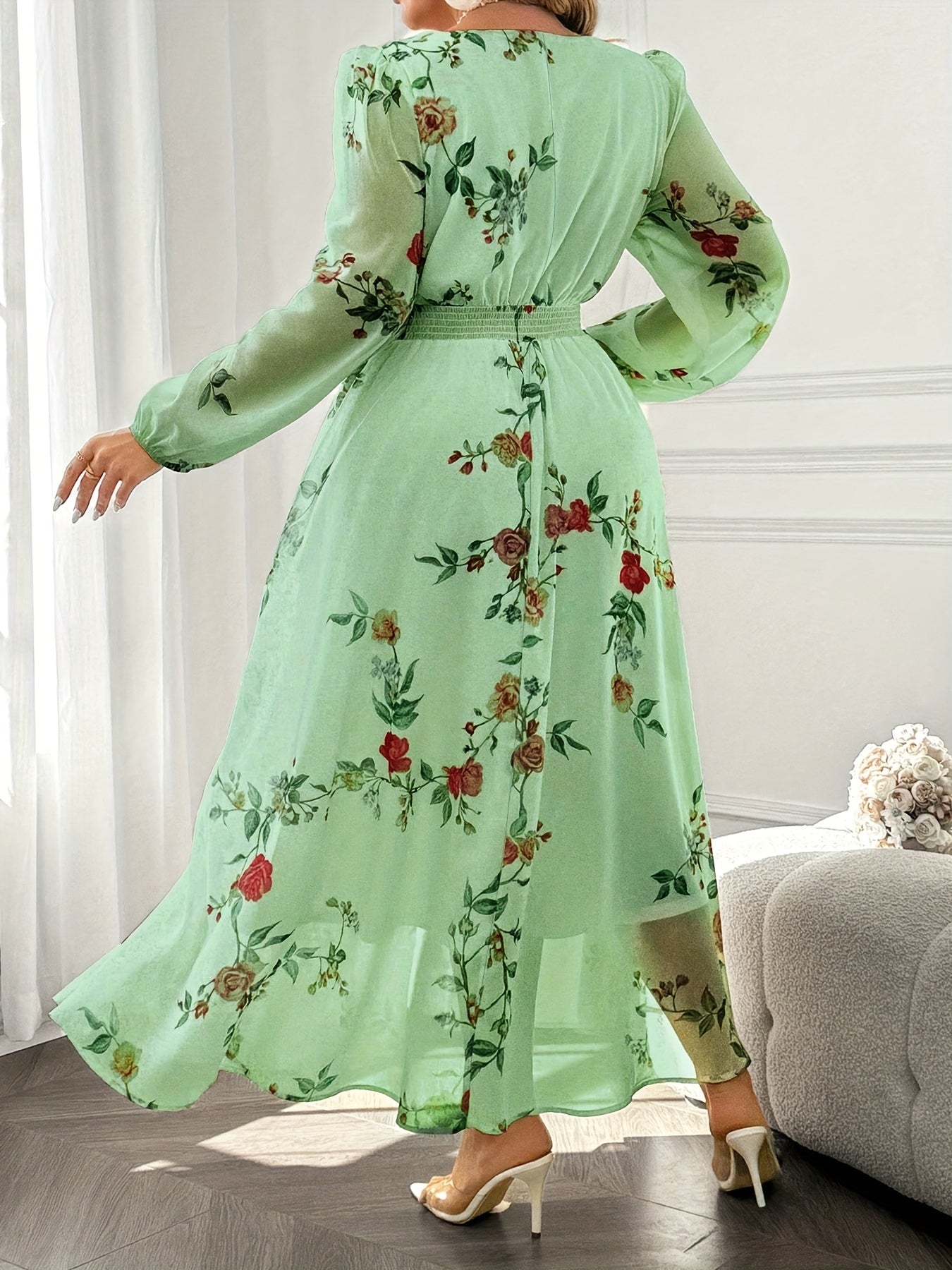 Robe Longue Grande Taille Élégante – Imprimé Floral, Col Carré, Manches Lanternes, Coupe Flare, Légère et Respirante, Idéale Vacances et Sorties Décontractées