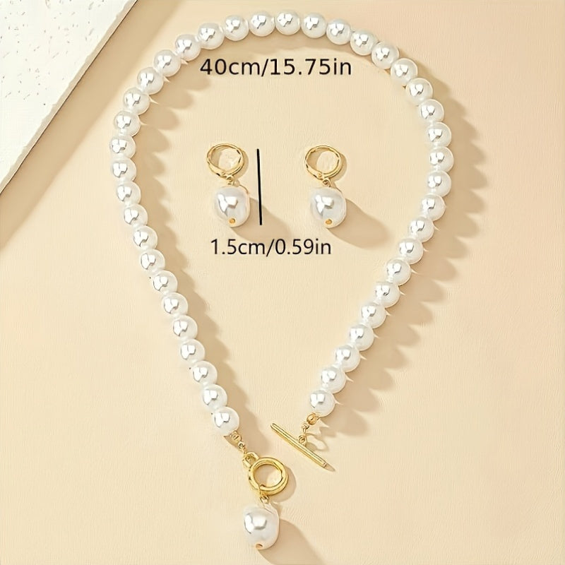 Ensemble de bijoux femme élégant en deux pièces – perles rondes et baroques artificielles, fermoir et pendentif dorés, parfait pour soirées et événements formels, bijoux durables et chic