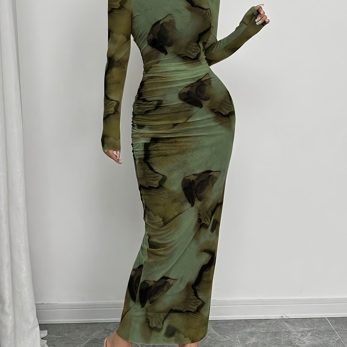 Robe sirène femme imprimé camouflage vert olive, manches longues, coupe A-line, longueur genou, idéale pour occasions formelles ou semi-formelles, lavable en machine, parfaite pour mariages, soirées ou bal