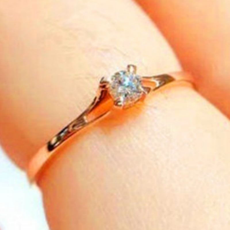 Elegant Golden Zirconia Solitaire Engagement Ring for Women - Perfect for Weddings, Prom, Valentine'S Day & Special Occasions, Classic Style with Sparkling Synthetic Stone, April Birthstone Jewelry Gift, Wedding Jewelry, Clas