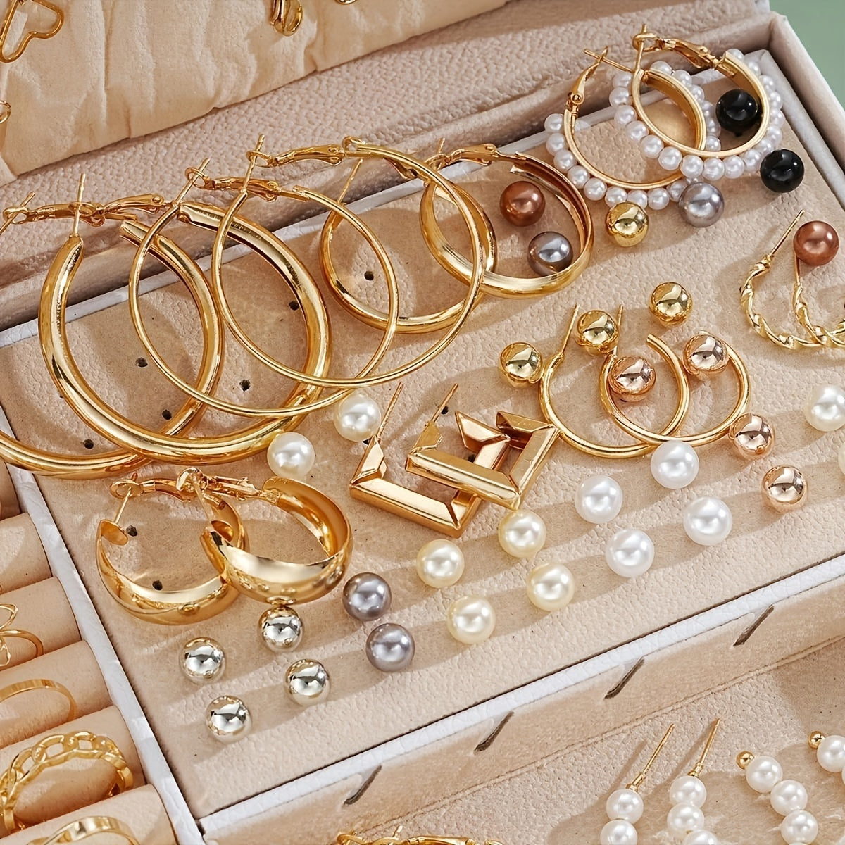 Ensemble de bijoux femme 91 ou 114 pièces, boucles d’oreilles créoles minimalistes en métal, bagues à fleurs ajourées, strass, papillons, perles imitation, collier pendentif et bracelet perlé, style tendance et luxueux