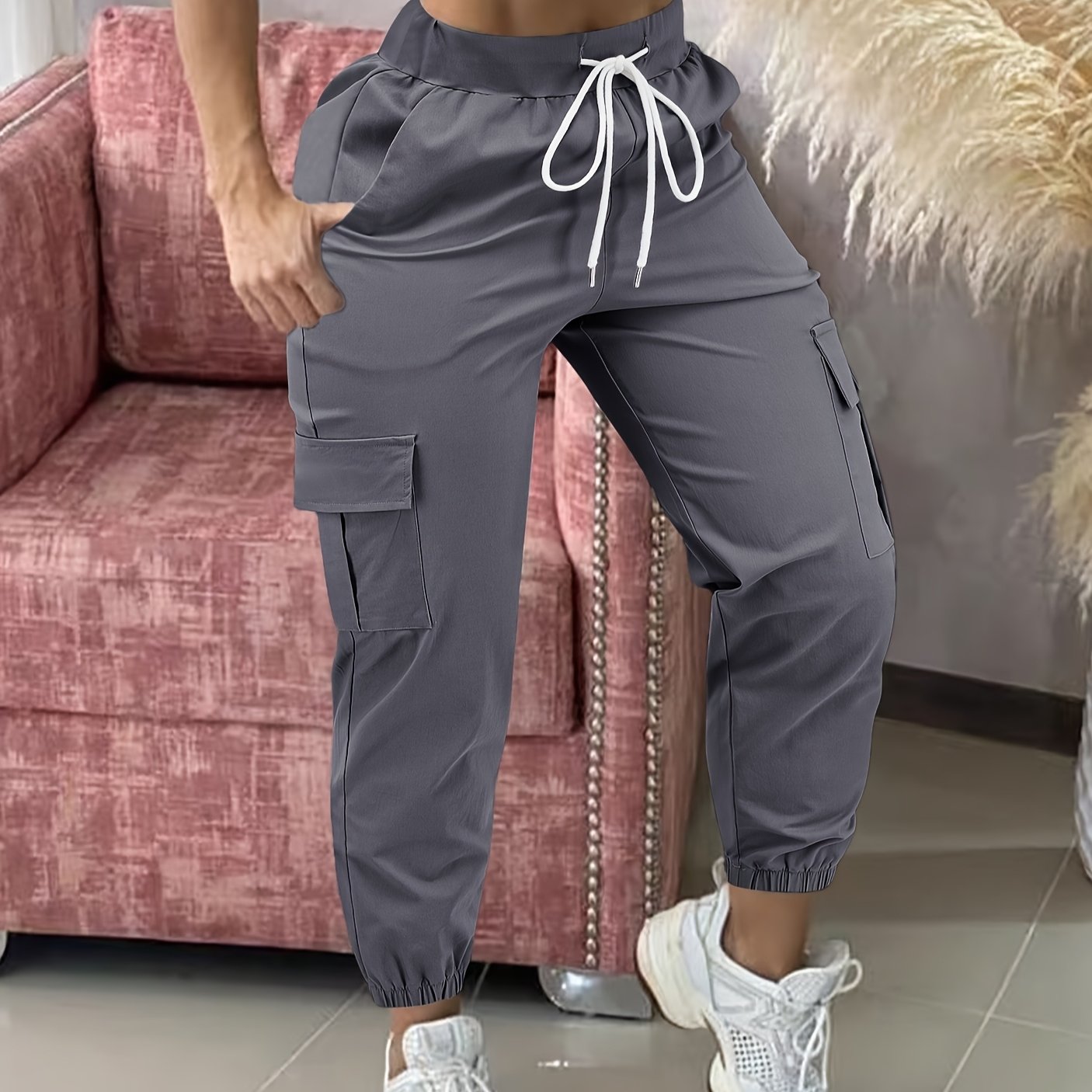 Pantalon Cargo Femme Décontracté – Beige, Taille à Cordon, Multiples Poches, Ourlet Effiloché, Tous Saisons