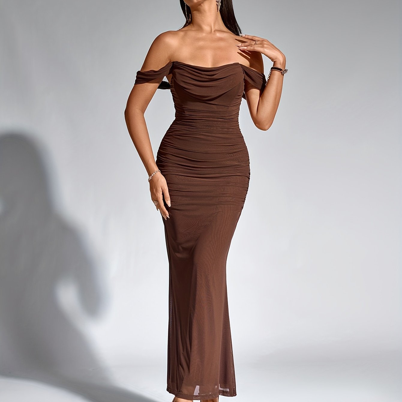 Robe Sirène Élégante Femme — Style Off-Shoulder, Robe Longue Formelle pour Soirées et Mariages, Coupe Bodycon Extensible, Tissu Non Transparent et Haute Élasticité, Tenue Formelle pour Occasions Spéciales