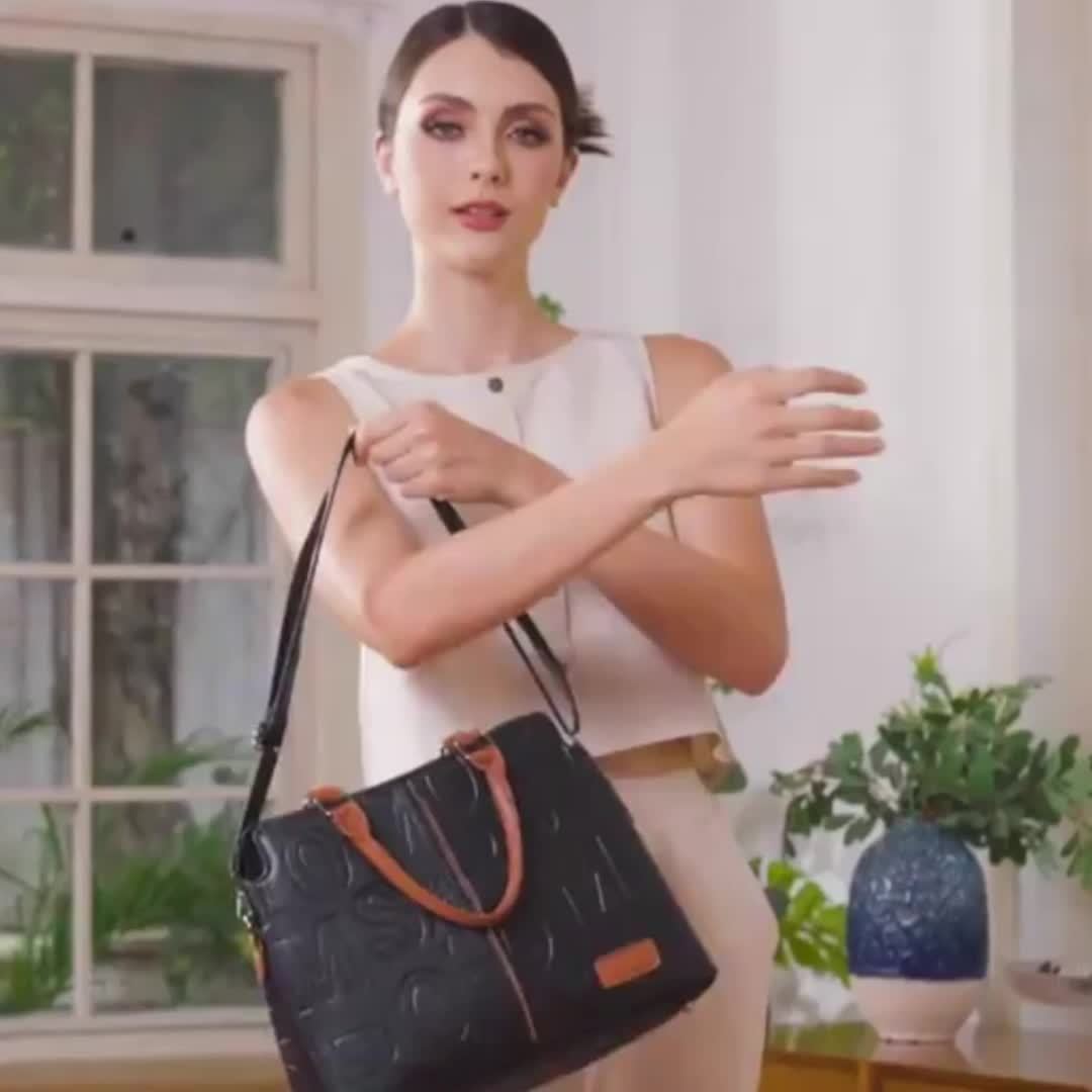 Sac à main de luxe grande capacité pour femmes – tote et bandoulière marron élégant, accessoires dorés, fermeture zippée, parfait pour travail et voyage