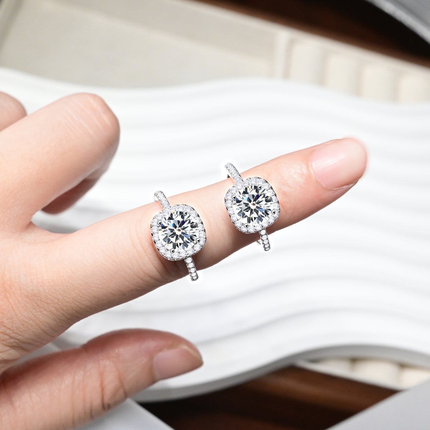 Elegant 1.5 Carat Cubic Zirconia Open Ring, Synthetic Zirconia Engagement Jewelry, Copper Fashion Statement Luxury Accessory, Perfect for Daily Wear & Gift-Giving, November Birthstone, Suitable for Halloween & All Seasons