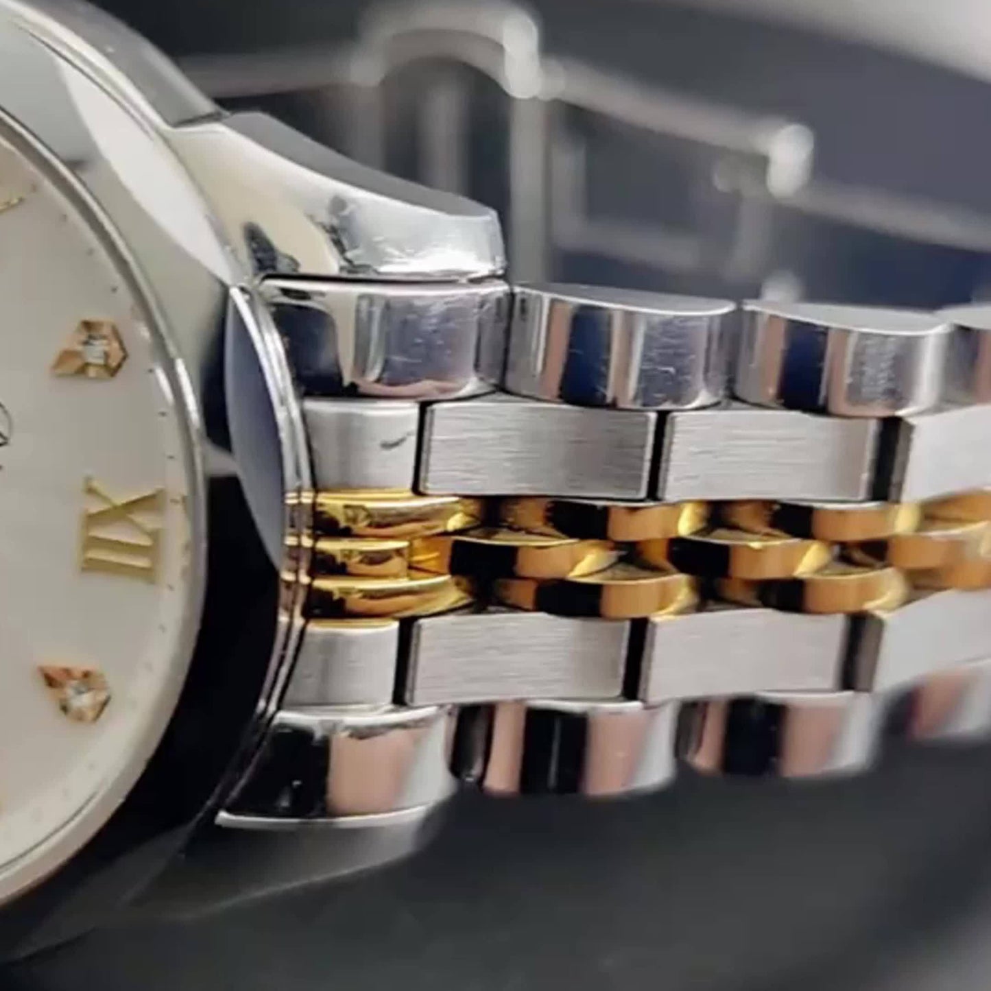 Men'S Business Automatic Mechanical Watch with Stainless Steel Strap, Week Calendar Display & Night Light - Self-Winding Mechanical Movement, Without Battery