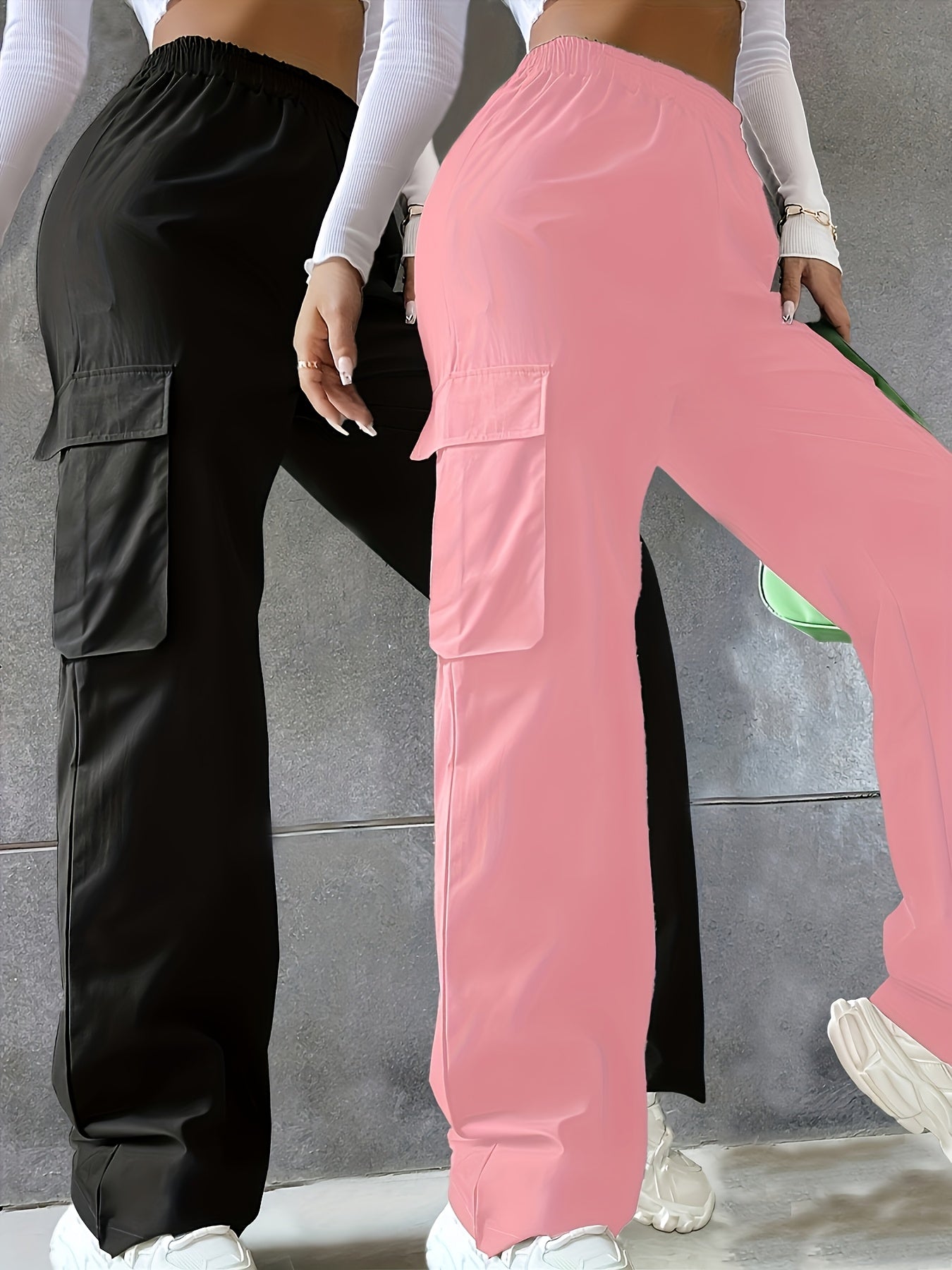 Ensemble deux pièces : salopette noire et vert militaire tendance et polyvalente avec grandes poches