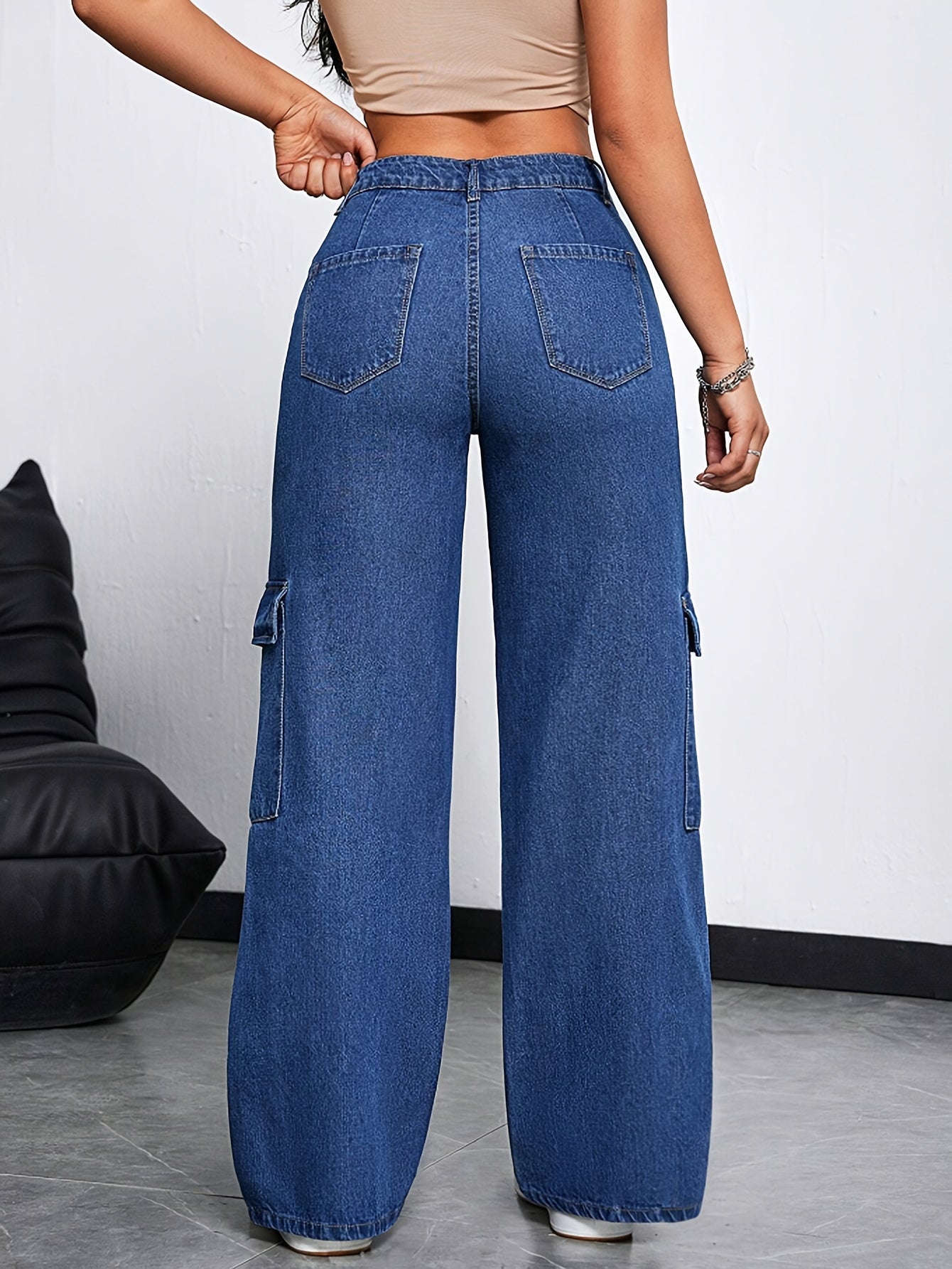 Jeans Cargo Femme Taille Haute – Denim Extensible Bleu Foncé, Jambe Droite avec Multiples Poches