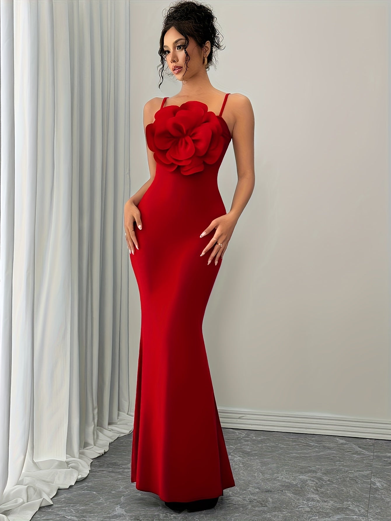 Ladies' Fashionable Temperament Red Bodycon Dress with Large Floral Design | Crew Neck, Solid Color, Suitable for All Seasons.