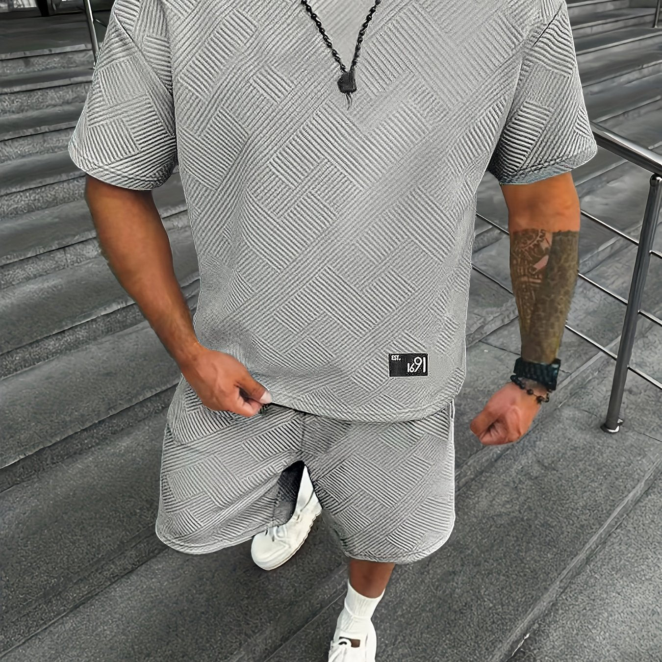 Star BOM Men's Trendy Round Neck T-Shirt Summer Jacquard Rhombus Design Casual Sportswear T-Shirt Shorts Set Two-Piece Set